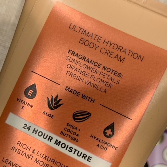 Bath & Body Works Ultimate Hydration Body Cream Bundle - Picture 2 of 4